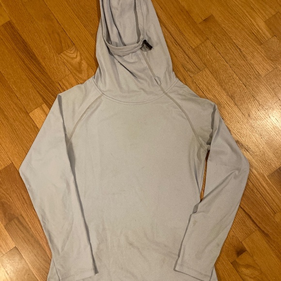 W's Tropic Comfort Sun Hoodie - Picture 1 of 8